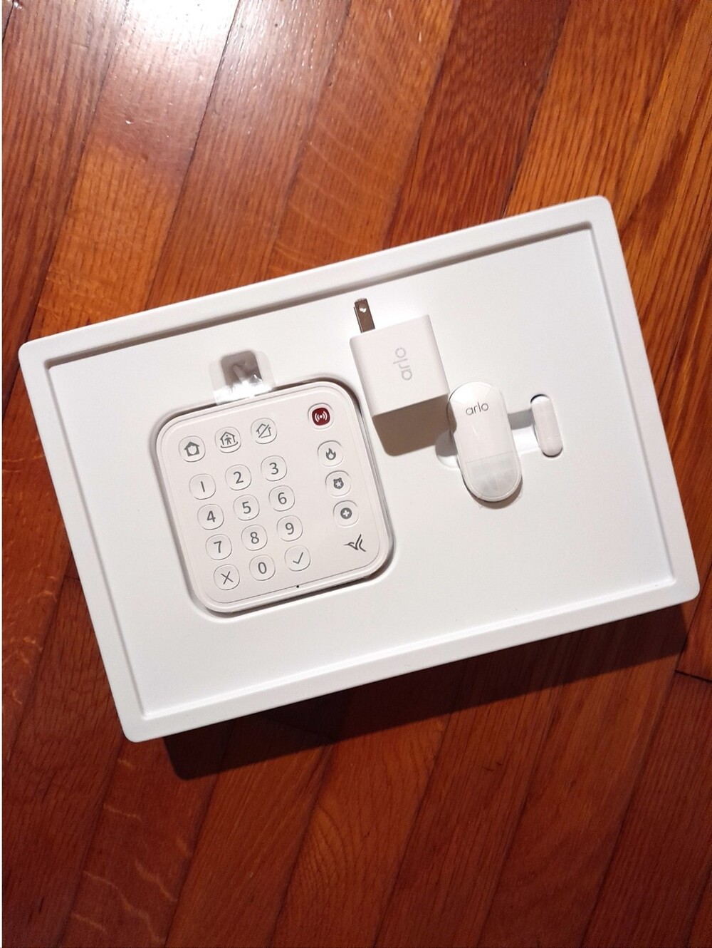 NWOB Arlo SS1201 Home Security System 1 Wired  Keypad 1 Sensor 1 USB Plug